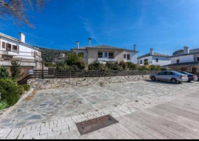 Marilia Home, Afetes